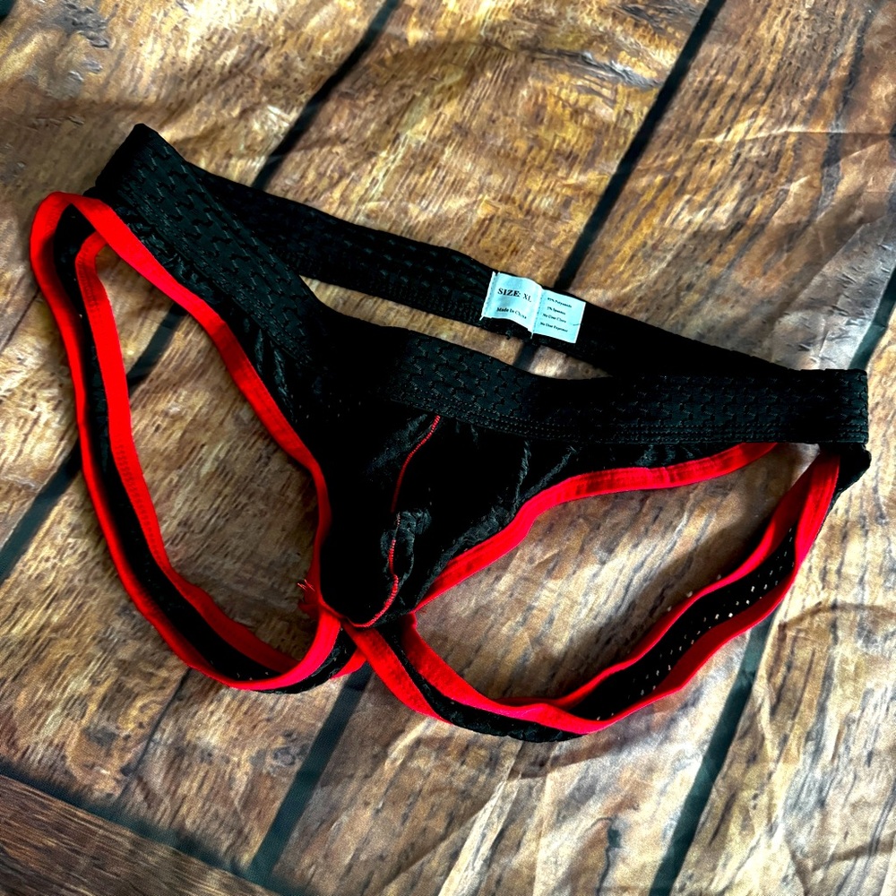 **NEW** Men’s Jock